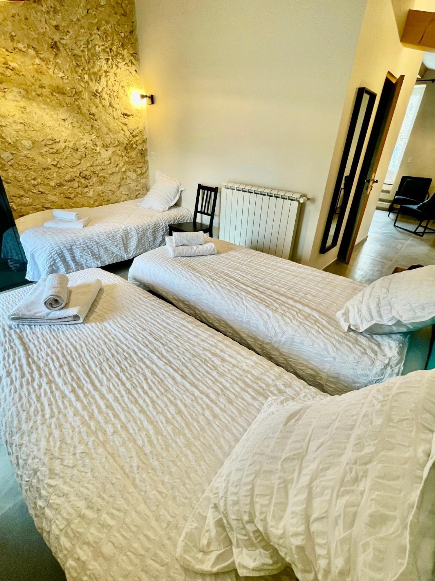 La Parenthese Du Var - Gite Avec Grande Terrasse Vue Sur Piscine Saint-Antonin-du-Var Eksteriør billede